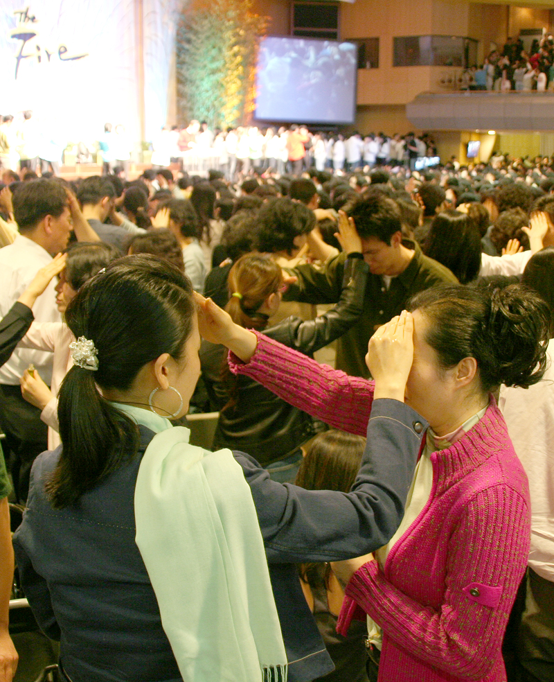 온누리 신문 - 회개·감격·은혜·결단… 기도의 열기가 성령의 불길로!